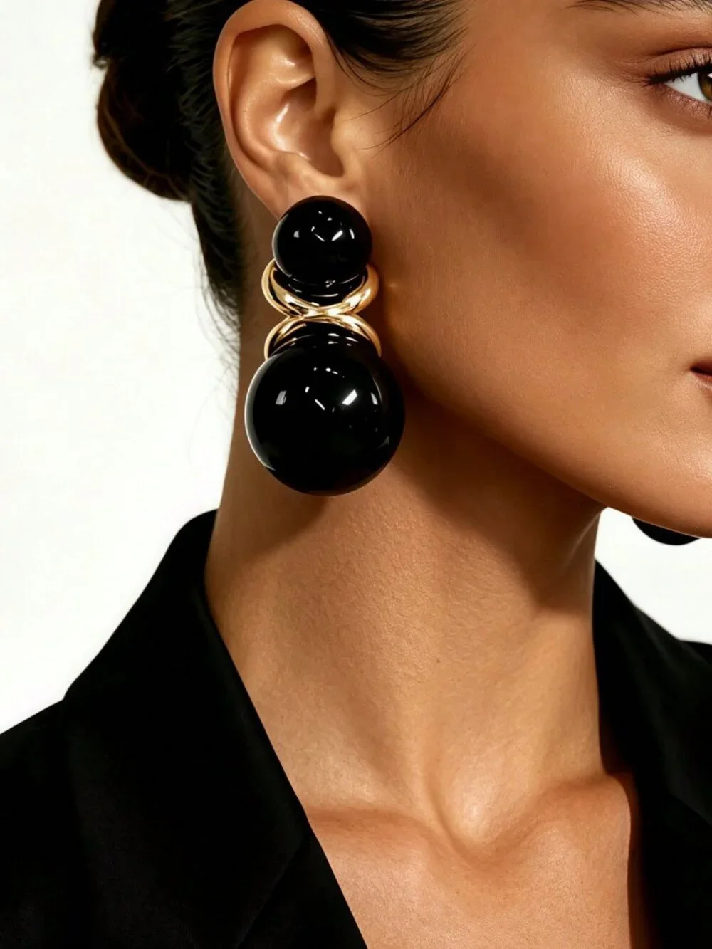 Elegant Women's European Style Metal Intertwined Round Ball Drop Earrings